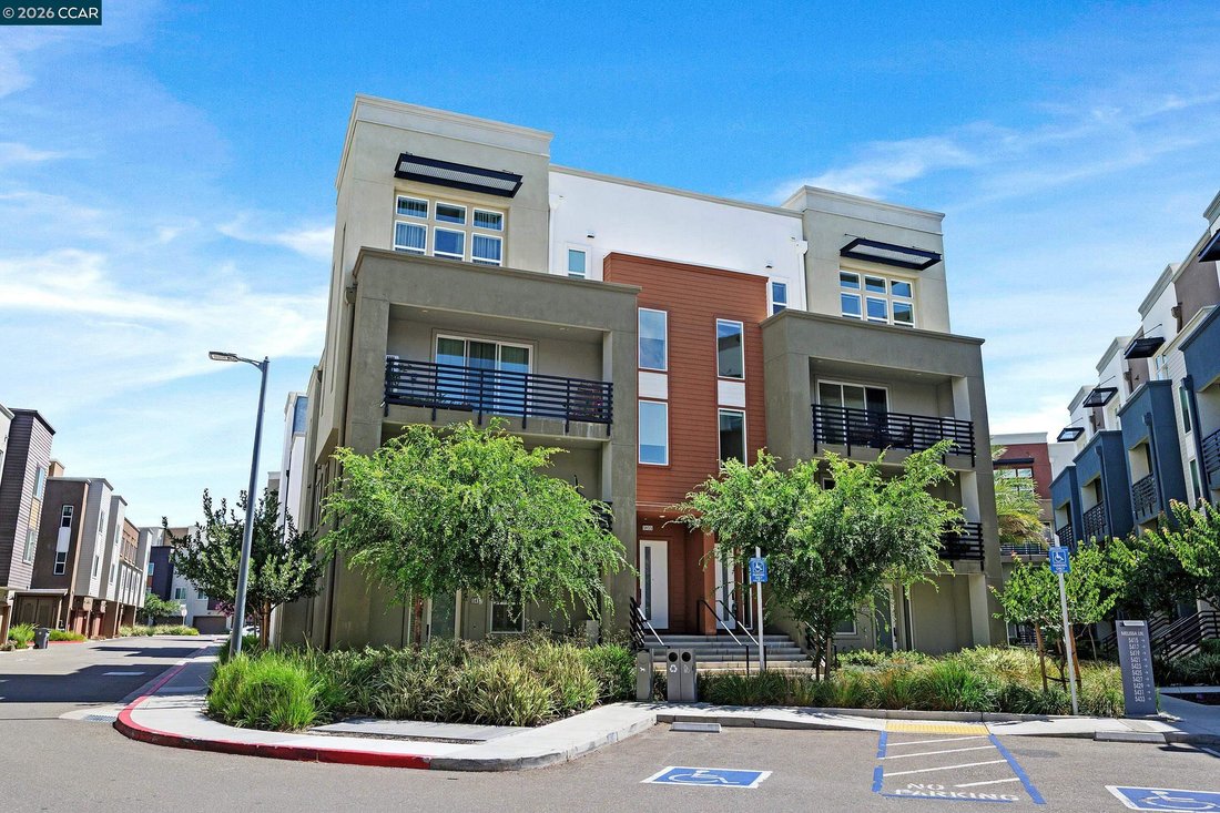 Townhouse in Dublin, California, United States 1 - 18689710