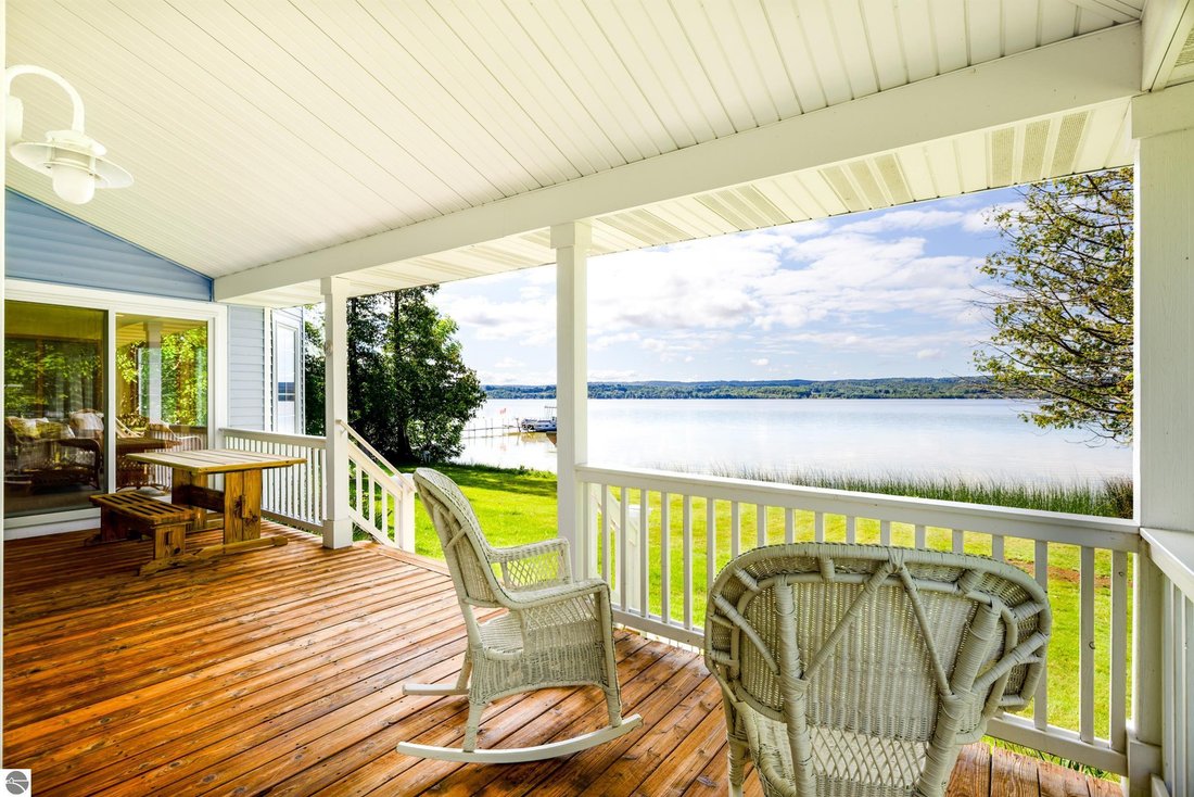 House in Frankfort, Michigan, United States 2 - 18688277