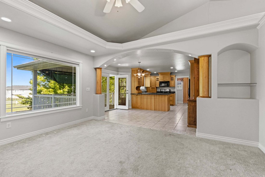 House in Logan, Utah, United States 2 - 18689914