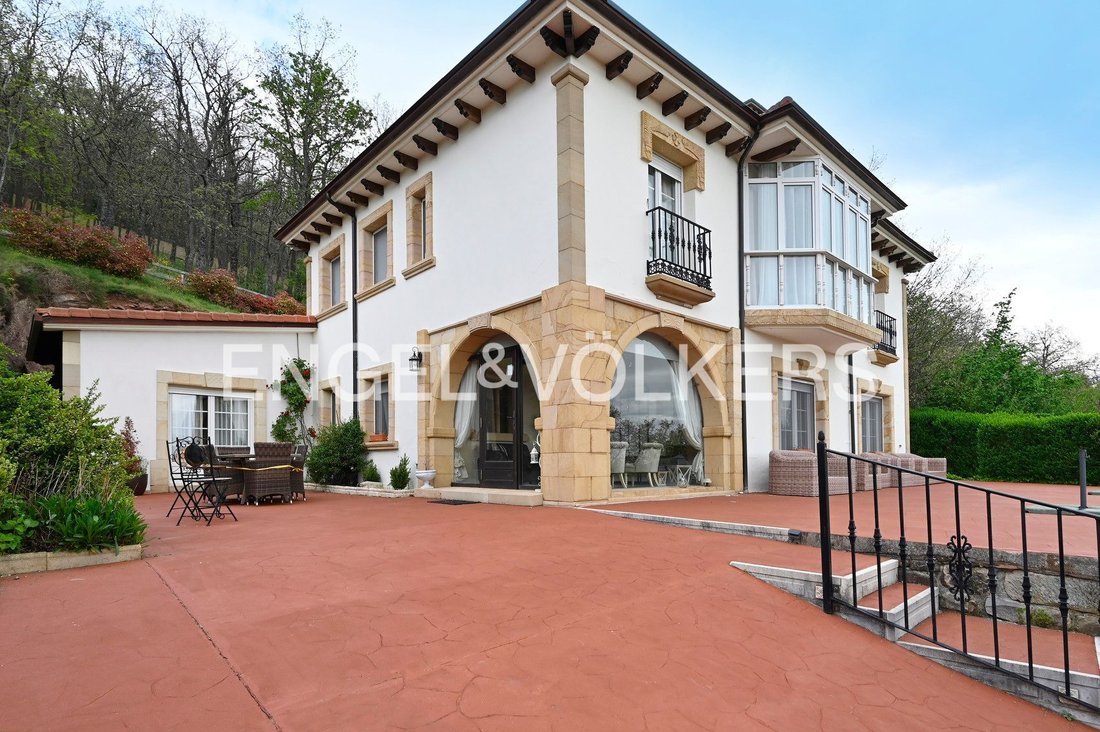 Hermandad de Campoo de Suso, Cantabria, Spain 4 - 17856388
