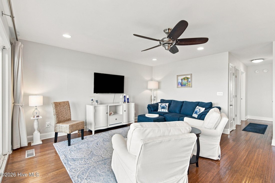Condo in Carolina Beach, North Carolina, United States 5 - 18687641