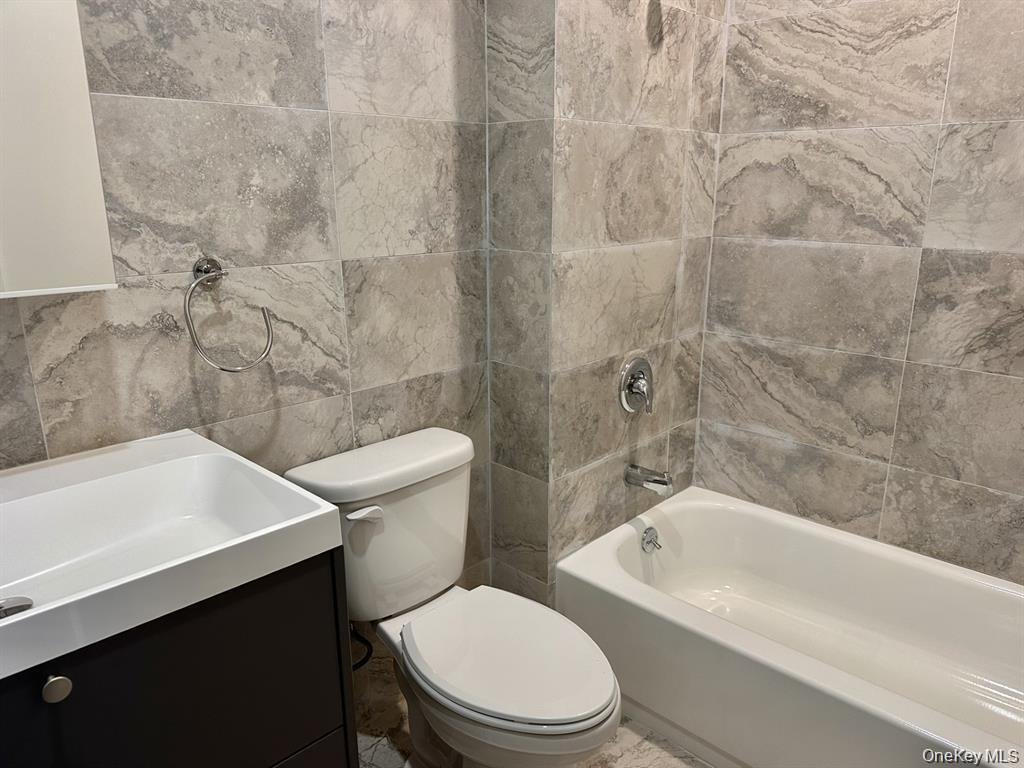 Valley Stream, New York, United States 5 - 18691018