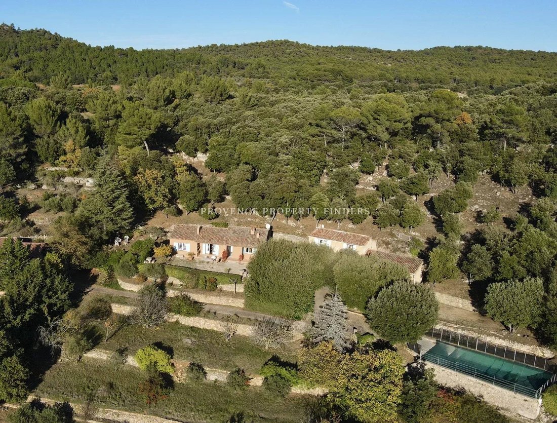 Maison à Tourtour, Provence-Alpes-Côte d'Azur, France 4 - 16247162