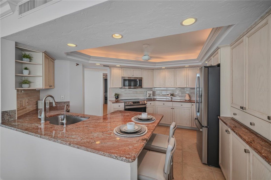 Condo in Sarasota, Florida, United States 3 - 18690700