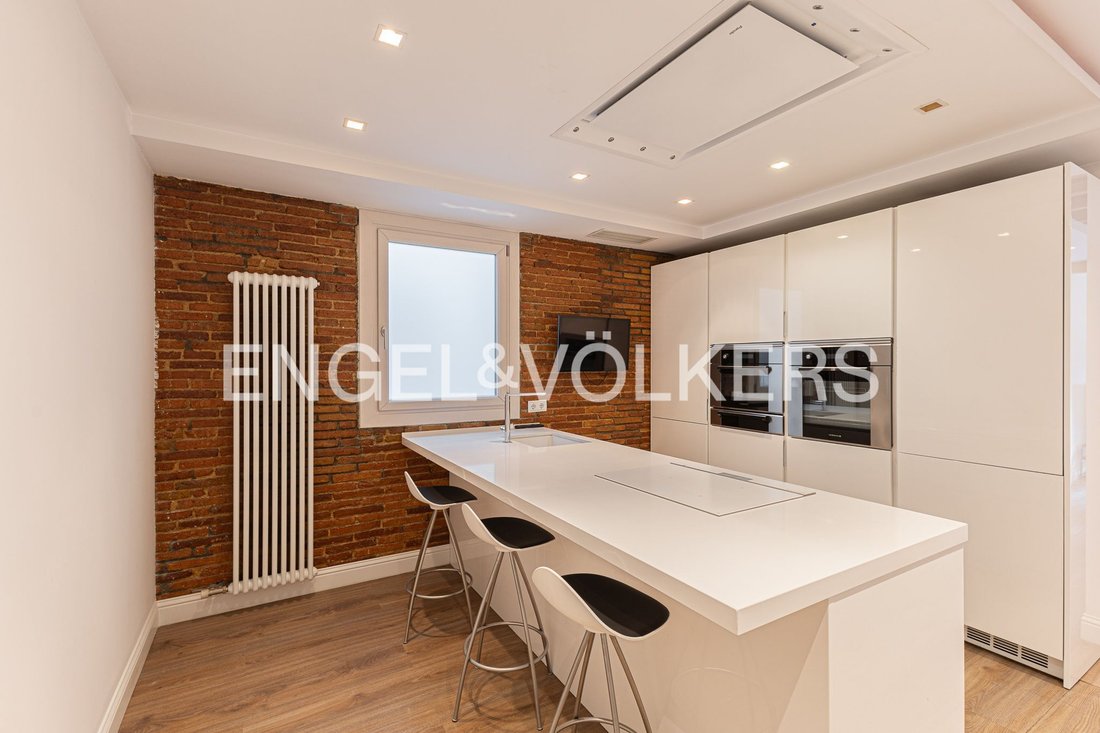 Appartement à Eixample, Barcelone, Espagne 4 - 18330054