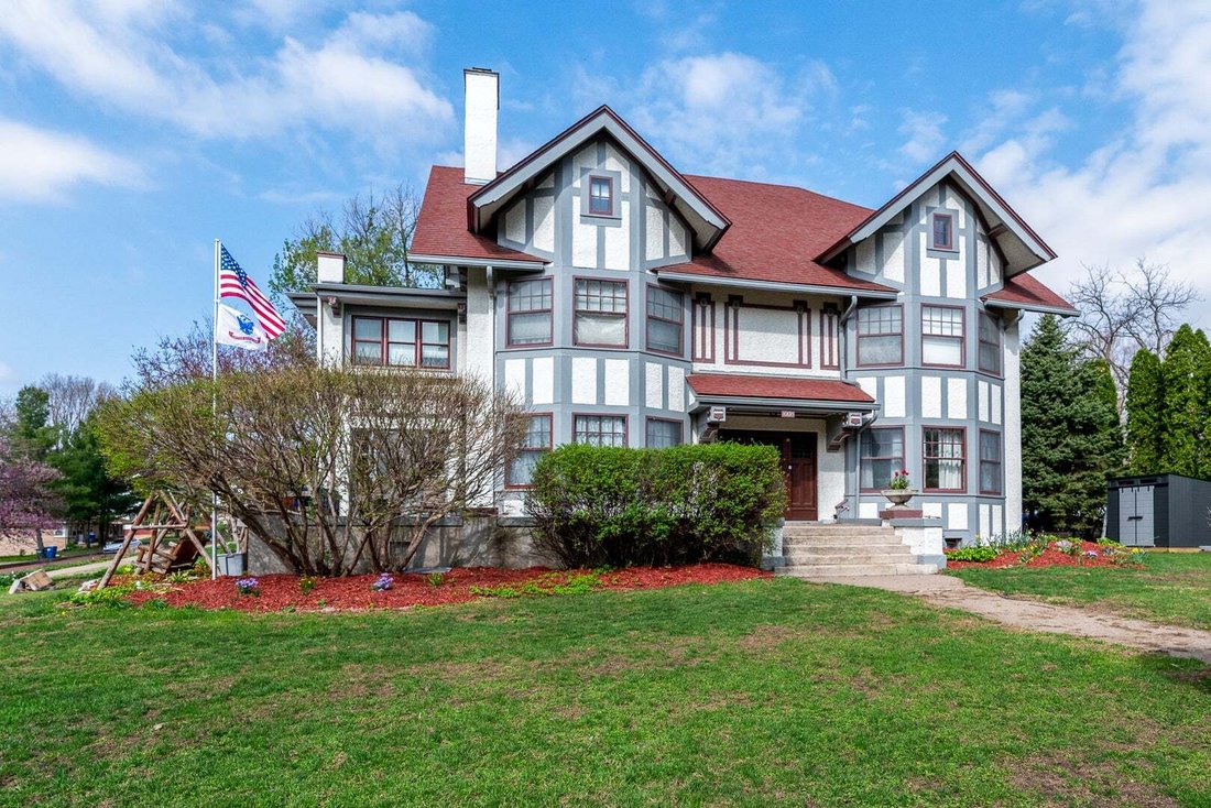House in Davenport, Iowa, United States 1 - 18690452