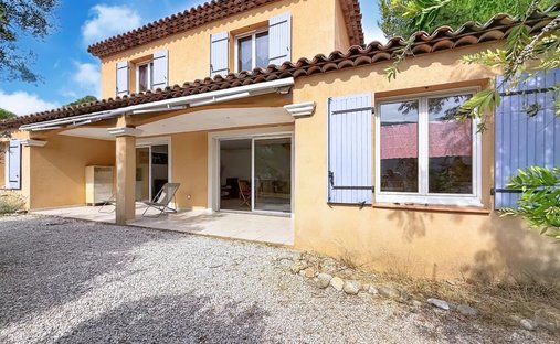 Casa a San Martino del Varo, Provenza-Alpi-Costa Azzurra, Francia 1
