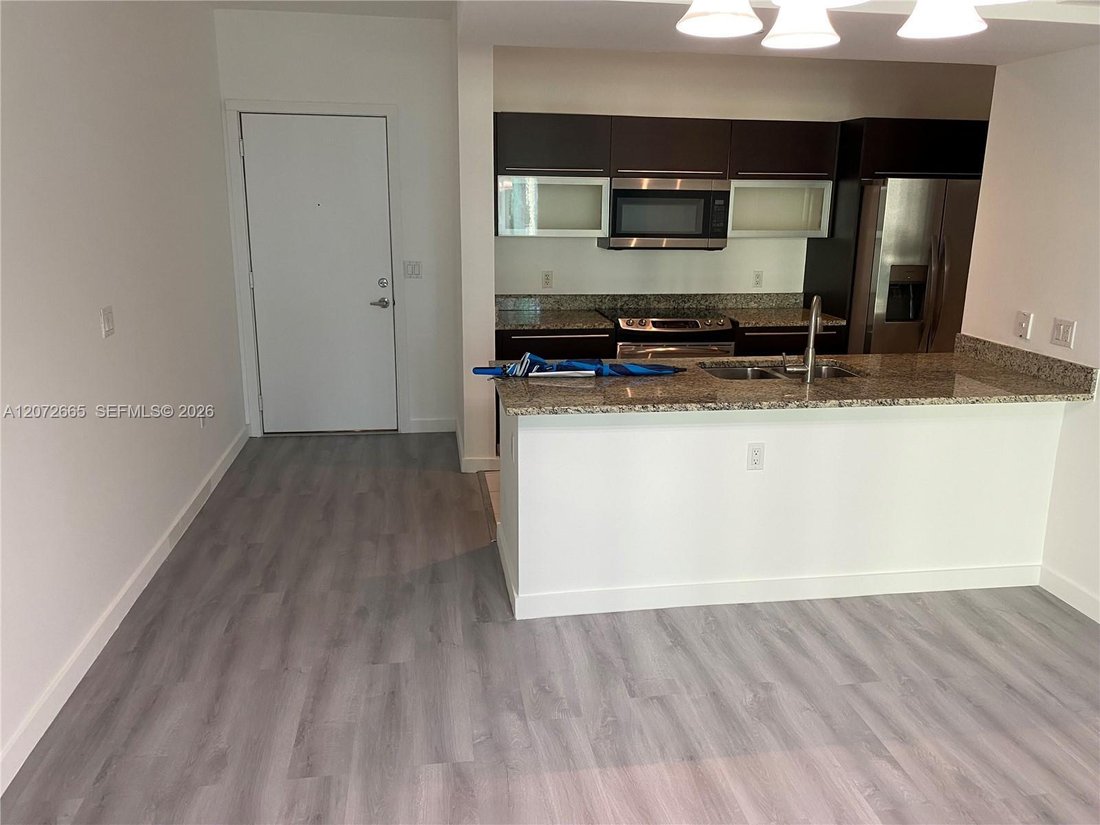 Condo in Miami, Florida, United States 1 - 18691042