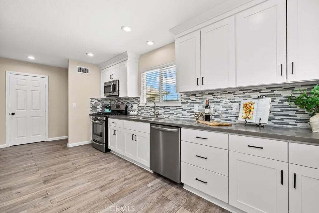 House in Huntington Beach, California, United States 5 - 18690565