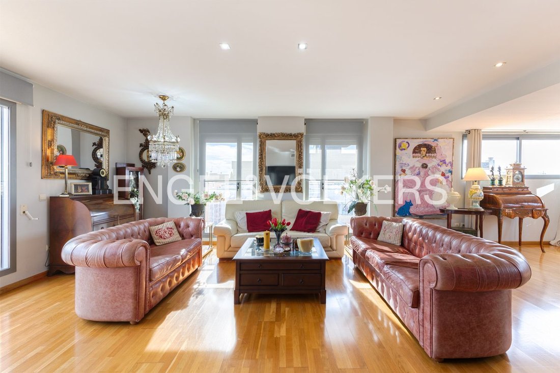 Penthouse in Benicalap, Valencia, Spain 1 - 17237230