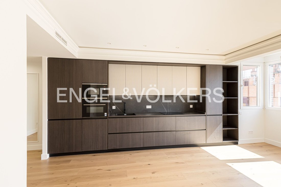 Wohnung in Retiro, Madrid, Spanien 2 - 18314332