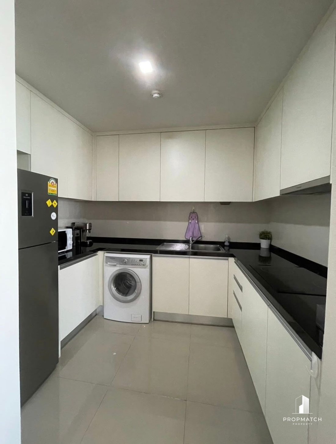 Condo in Bangkok, Bangkok, Thailand 1 - 18686869