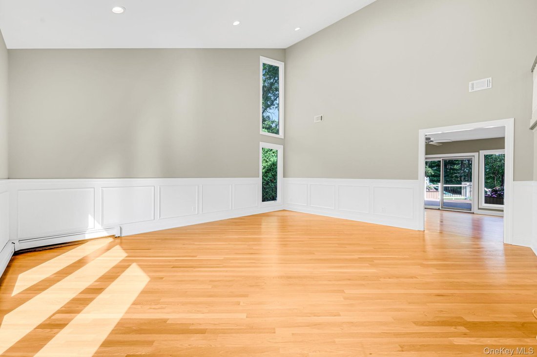 Casa a Commack, New York, Stati Uniti 5 - 18689471