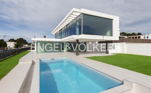 House in Torrent, Valencian Community, Spain 1
