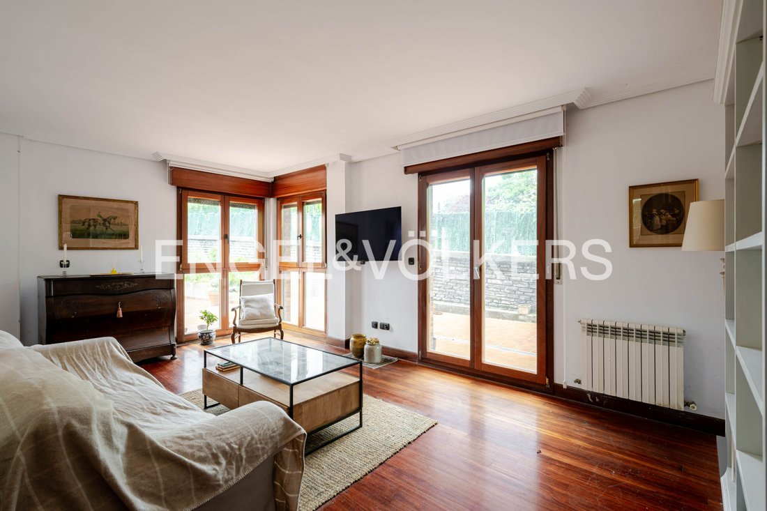 Apartment in Mendebaldea, Donostia-San Sebastian, Spain 2 - 18096615