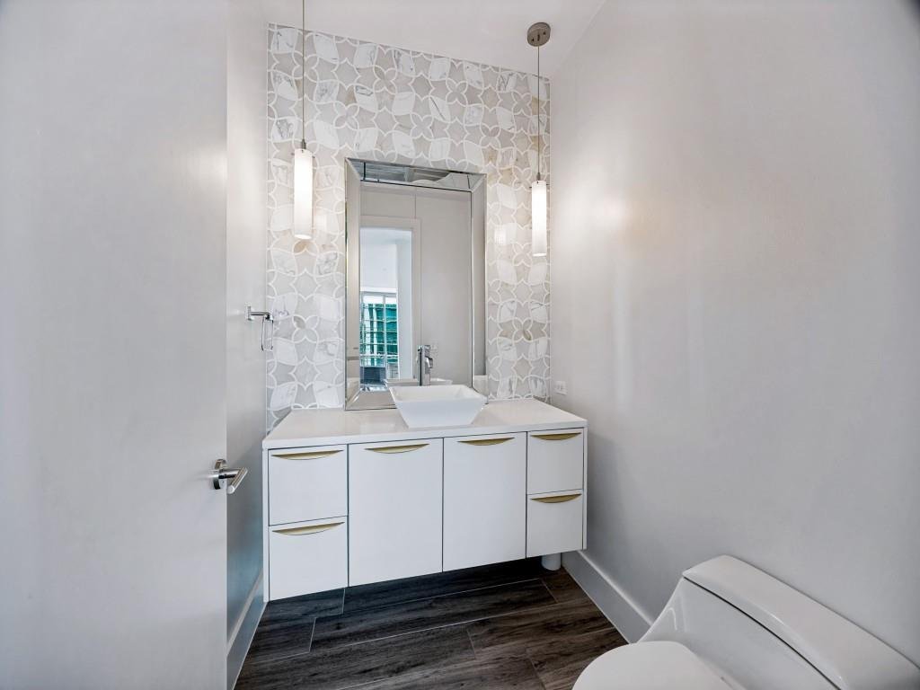Condo in Dallas, Texas, United States 5 - 18687535