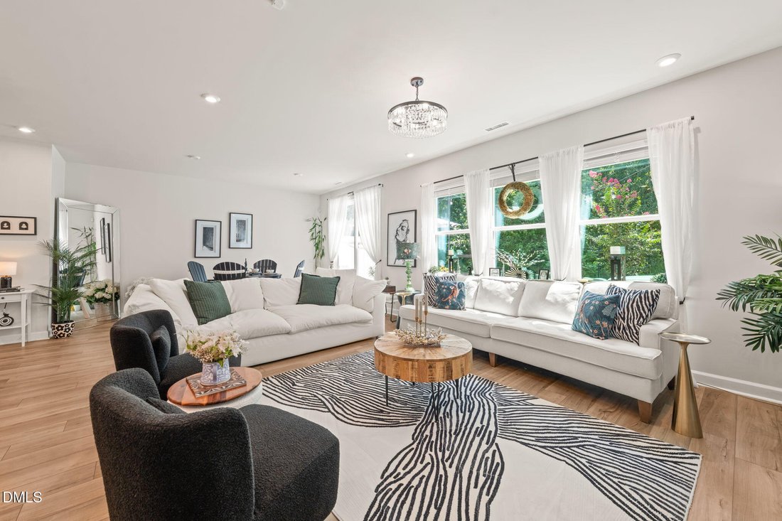 Townhouse in Raleigh, North Carolina, United States 4 - 18687368
