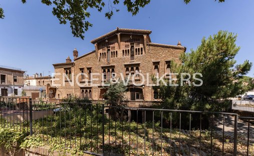 Santa Coloma de Cervelló, Cataluña, España 1