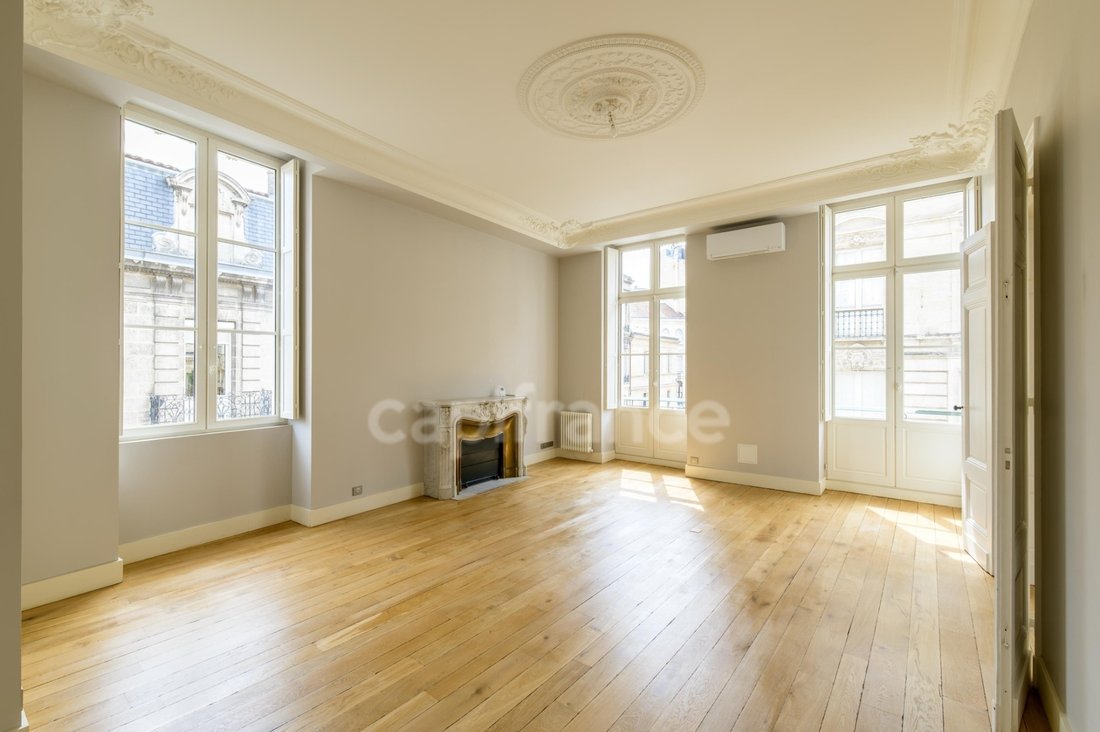 Apartamento en San Bruno-San Agustín, Burdeos, Francia 1 - 16250874