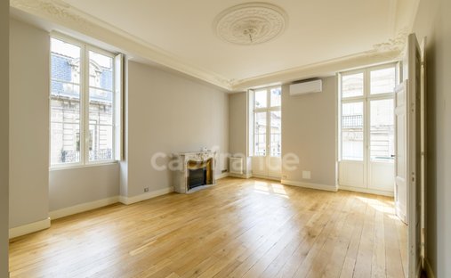 Appartamento a San Bruno-San Agostino, Bordeaux, Francia 1