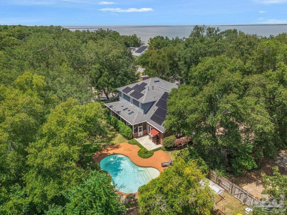 House in Gulf Breeze, Florida, United States 5 - 18686920