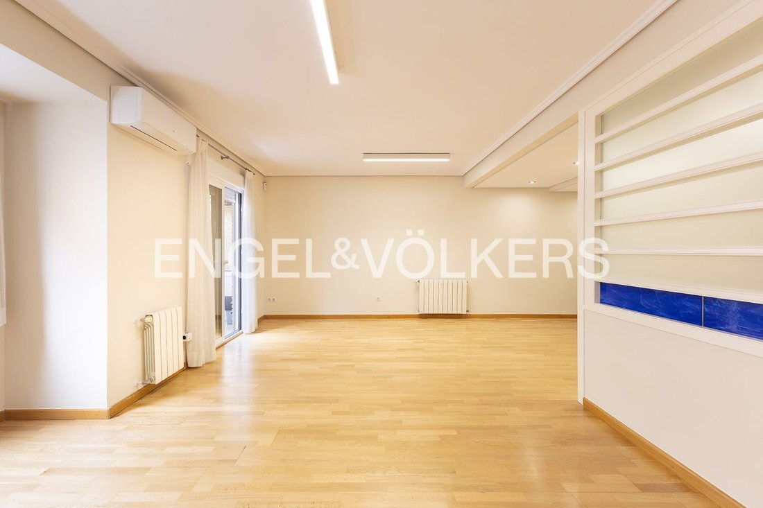 Wohnung in Extramurs, Valencia, Spanien 4 - 17622867