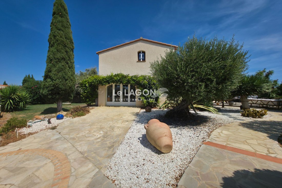 Villa in Saint-Cyprien, Occitania, France 1 - 18688242