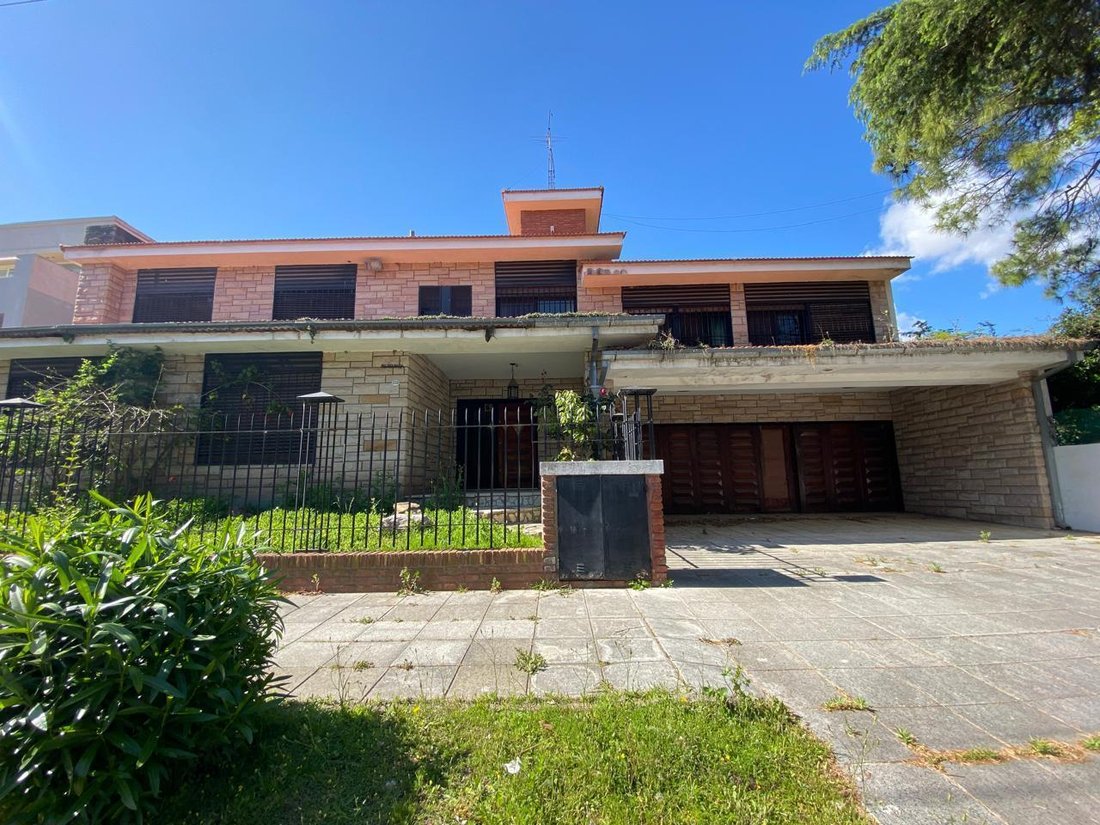 Land in Martínez, Buenos Aires Province, Argentina 5 - 18688544