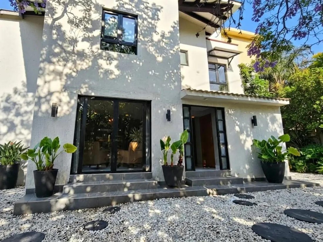 House in Mexico City, Mexico City, Mexico 1 - 18688722