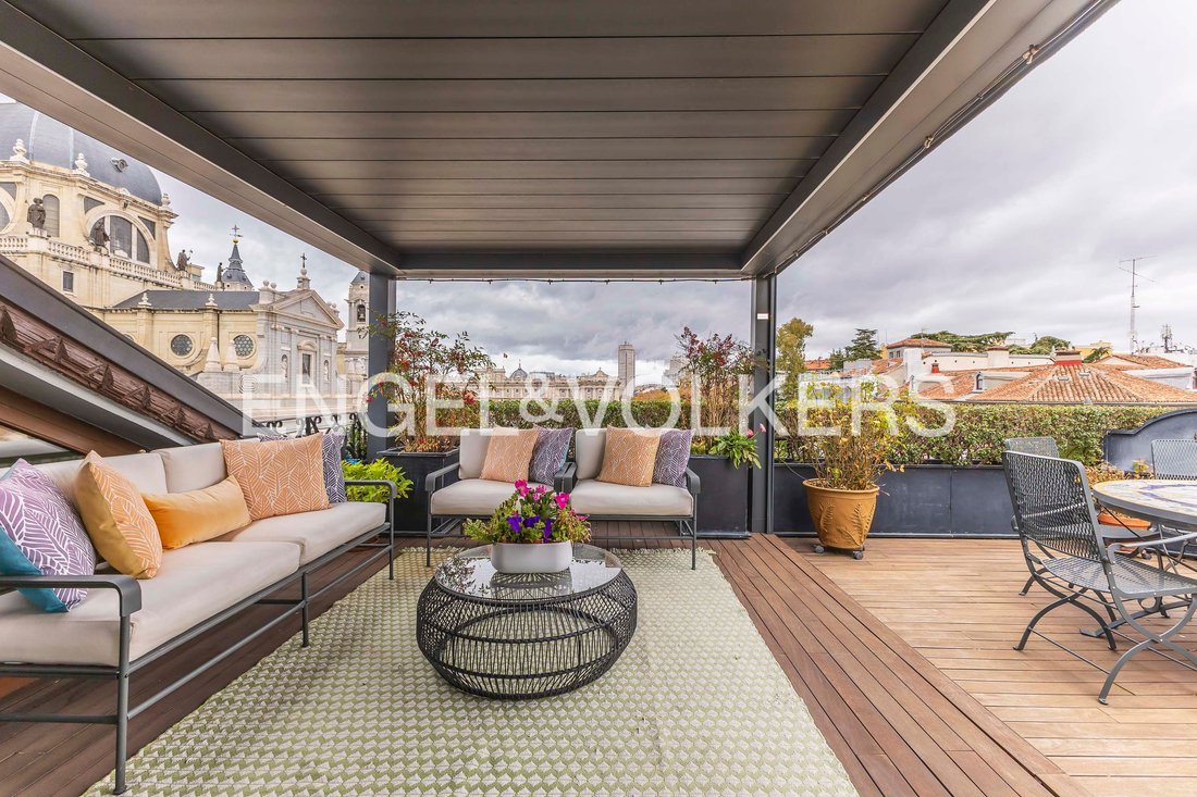 Penthouse in Centro, Madrid, Spain 1 - 16867481