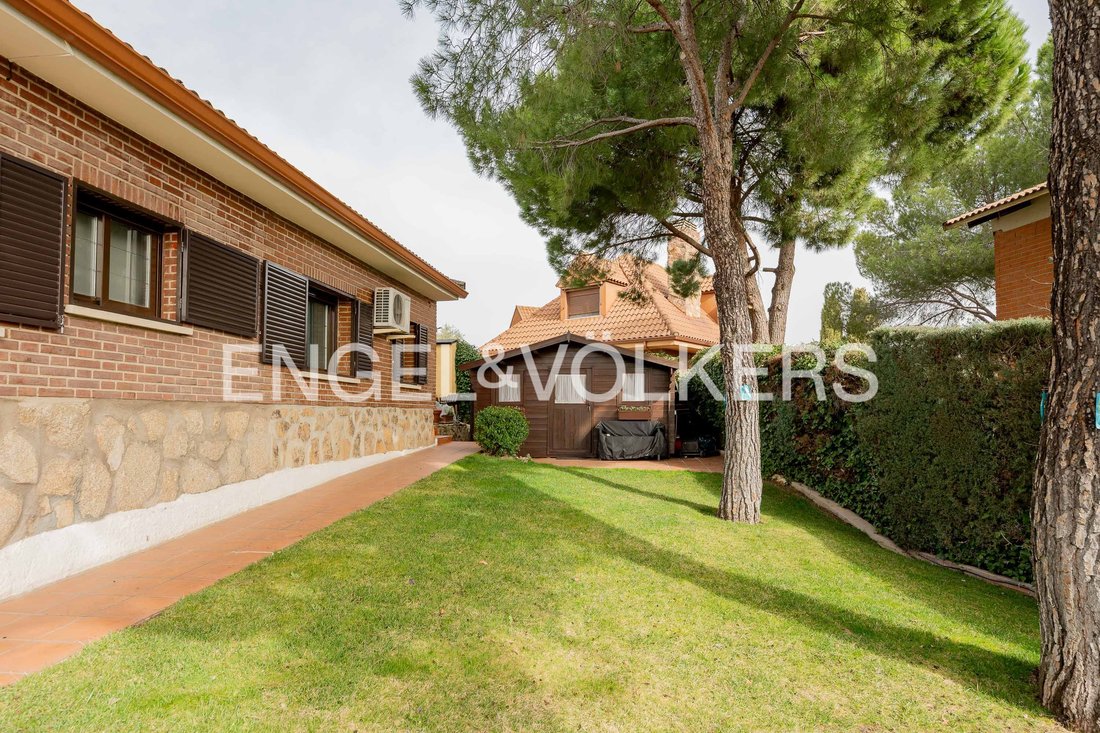 House in Boadilla del Monte, Comunidad de Madrid, Spain 3 - 17352836