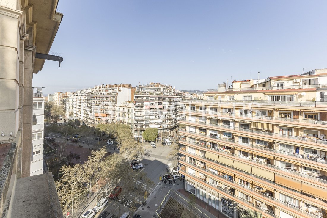 Penthouse in Eixample, Barcelona, Spain 3 - 17467052
