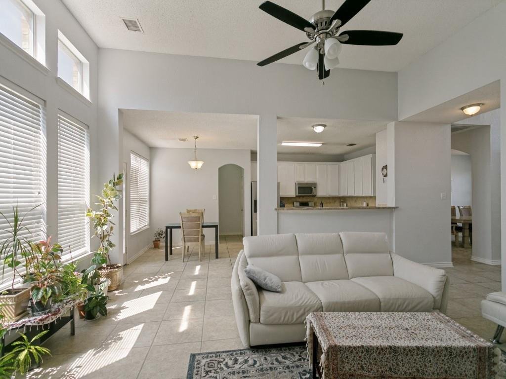 House in Plano, Texas, United States 5 - 18690787
