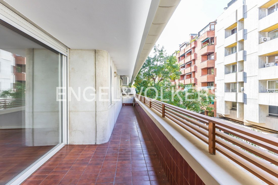 Wohnung in Chamberí, Madrid, Spanien 1 - 16704541