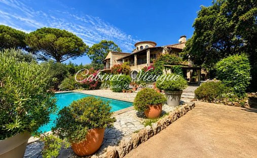Villa à Grimaud, Provence-Alpes-Côte d'Azur, France 1