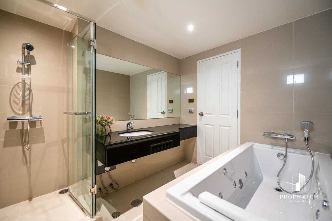 Condo in Bangkok, Bangkok, Thailand 2 - 18686747