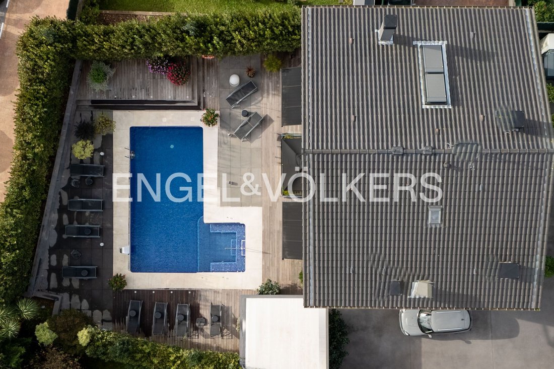 Villa in Ekialdea, Donostia-San Sebastian, Spain 3 - 17650381