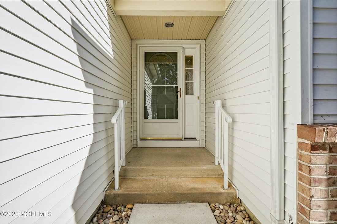House in Lakewood Township, New Jersey, United States 4 - 18689654