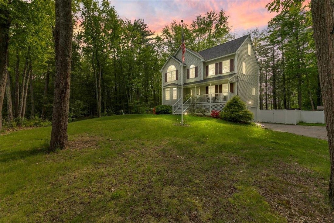 House in Kingston, New Hampshire, United States 2 - 18688653