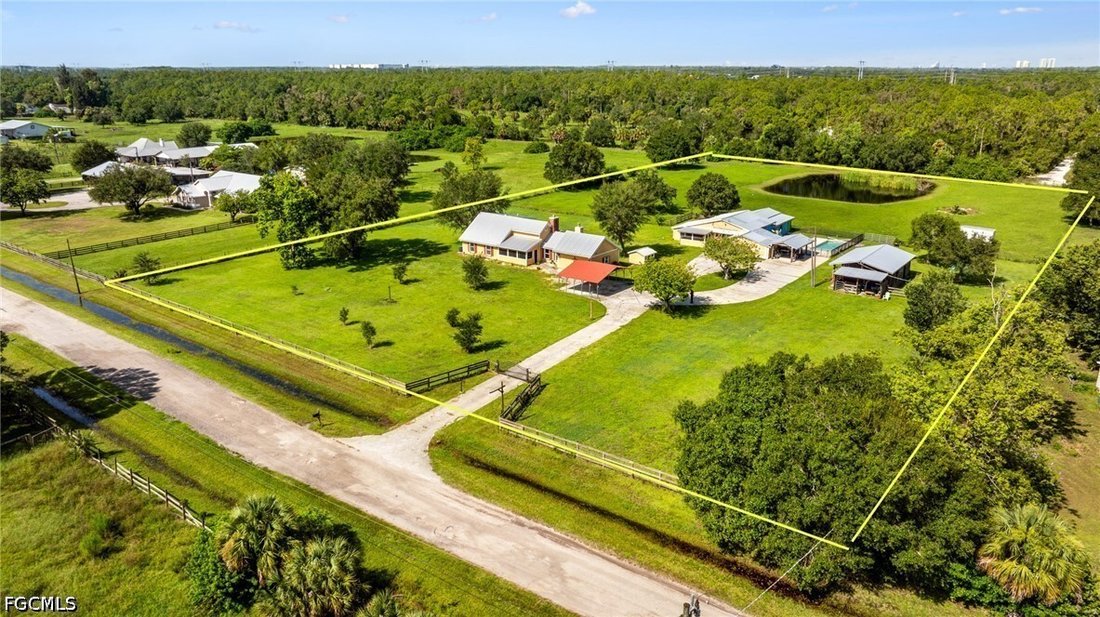 House in Fort Myers, Florida, United States 1 - 18690658