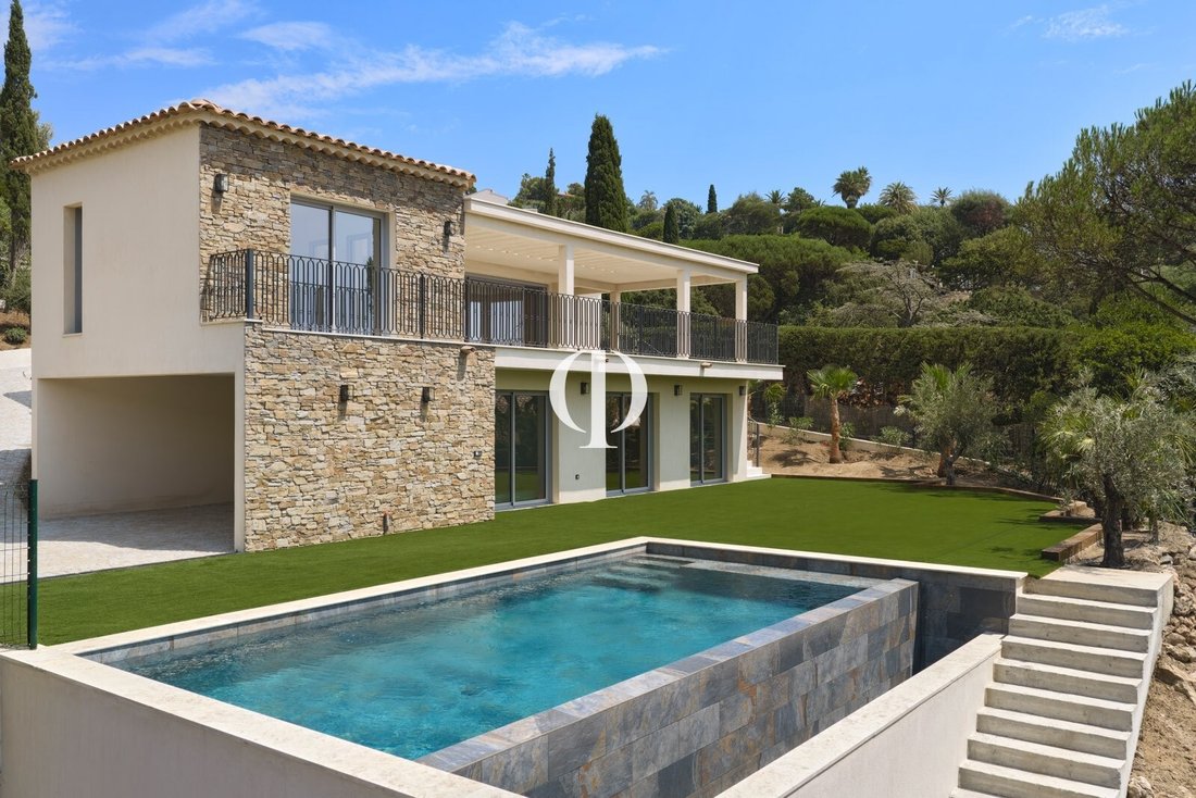 Villa in Ecarts, Roquebrune-sur-Argens, France 2 - 18687430