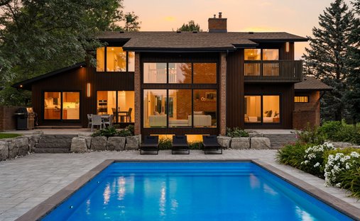 Estate in Burlington, Ontario, Canada 1