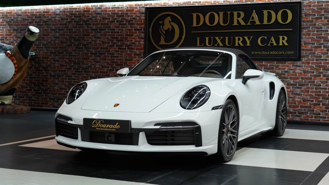 Cabriolet in Dubai, United Arab Emirates 4 - 18691938