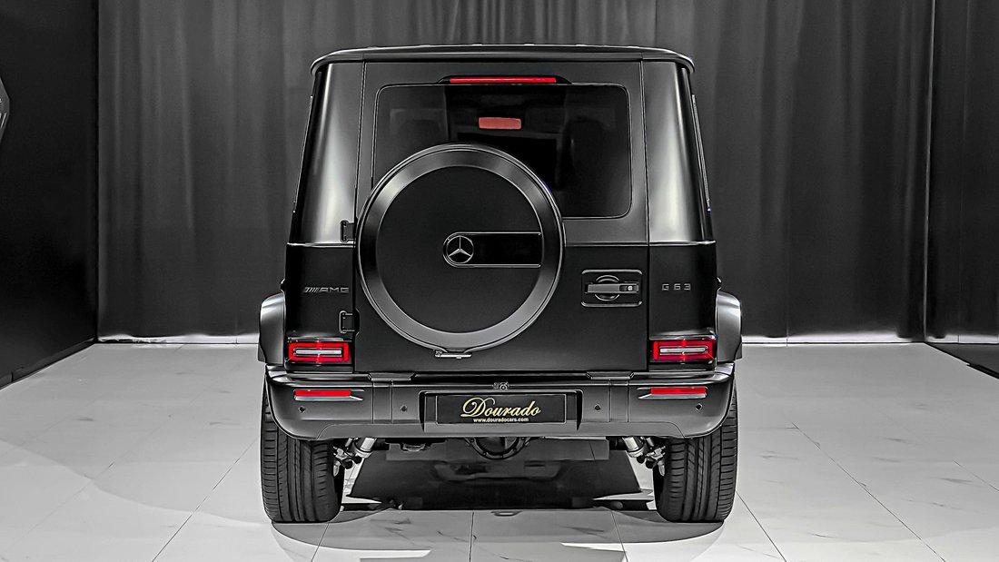 Suv in Dubai, United Arab Emirates 5 - 18692005