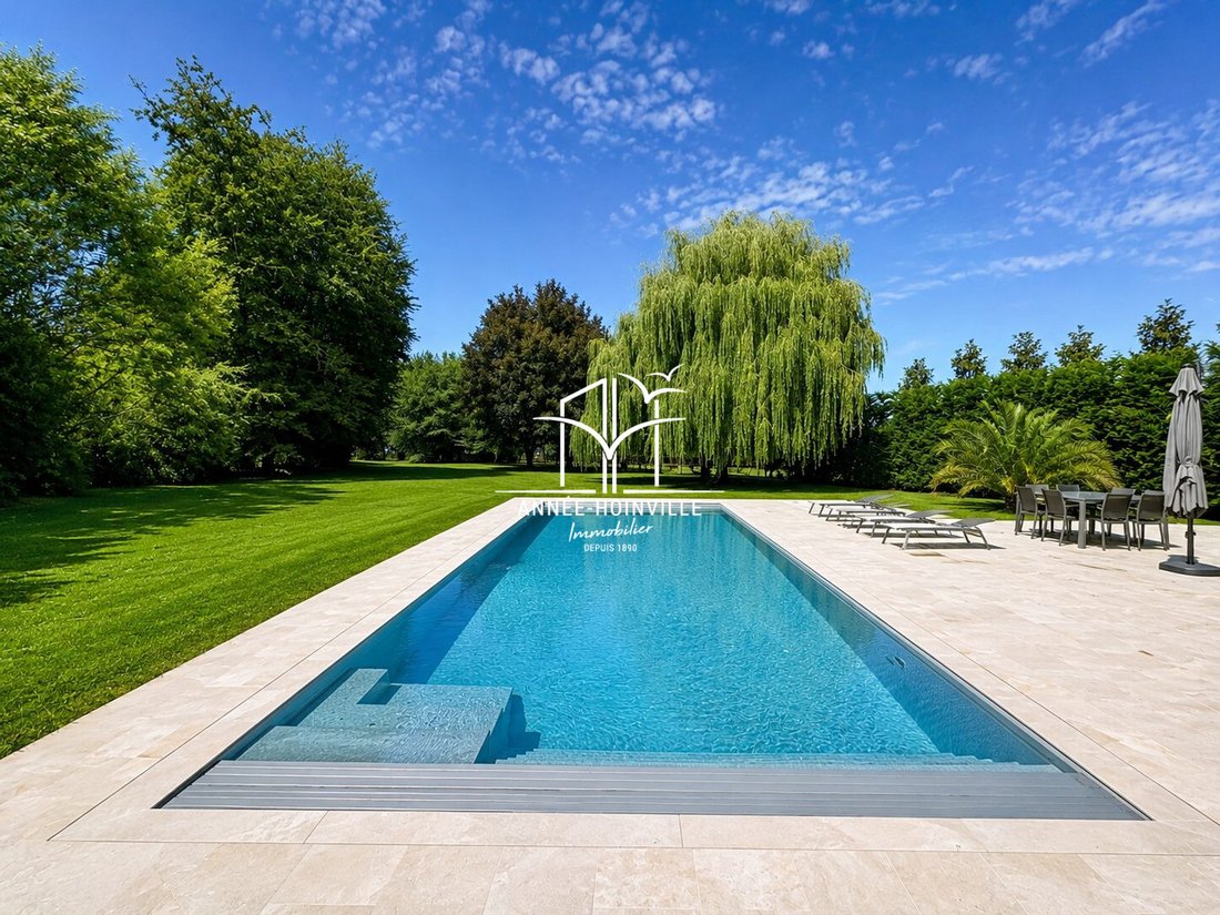 Maison à Deauville, Normandie, France 1 - 16382285