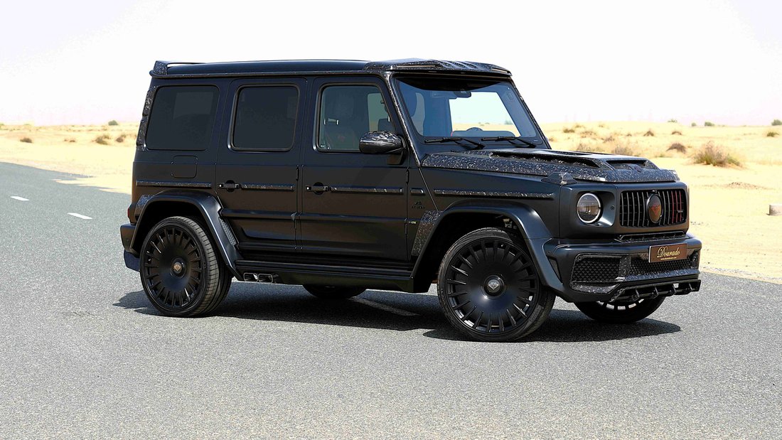 Suv in Dubai, United Arab Emirates 2 - 18692027