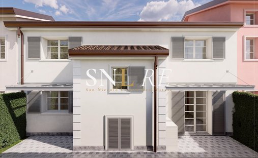 Villa in Vittoria Apuana, Forte dei Marmi, Tuscany 1