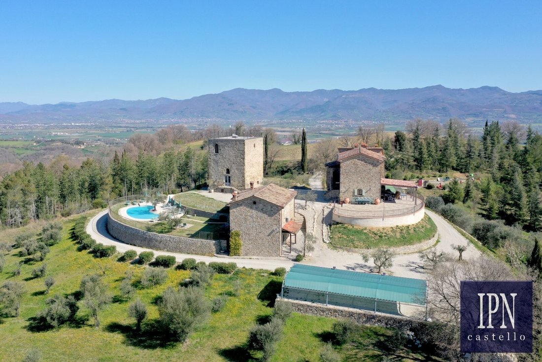 Villa in Monte Santa Maria Tiberina, Umbria, Italy 5 - 18692611