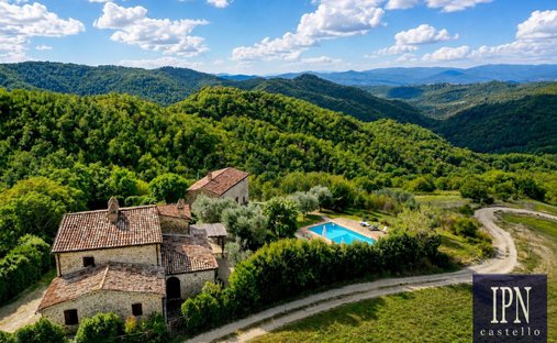 Villa in Pietralunga, Umbria, Italy 1