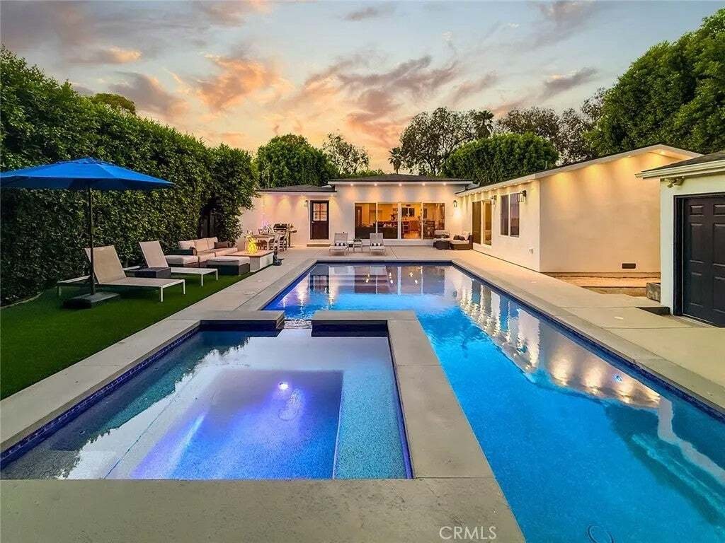 House in Los Angeles, California, United States 1 - 18692497